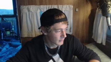 Nezzey  10-11-2021 video show hot